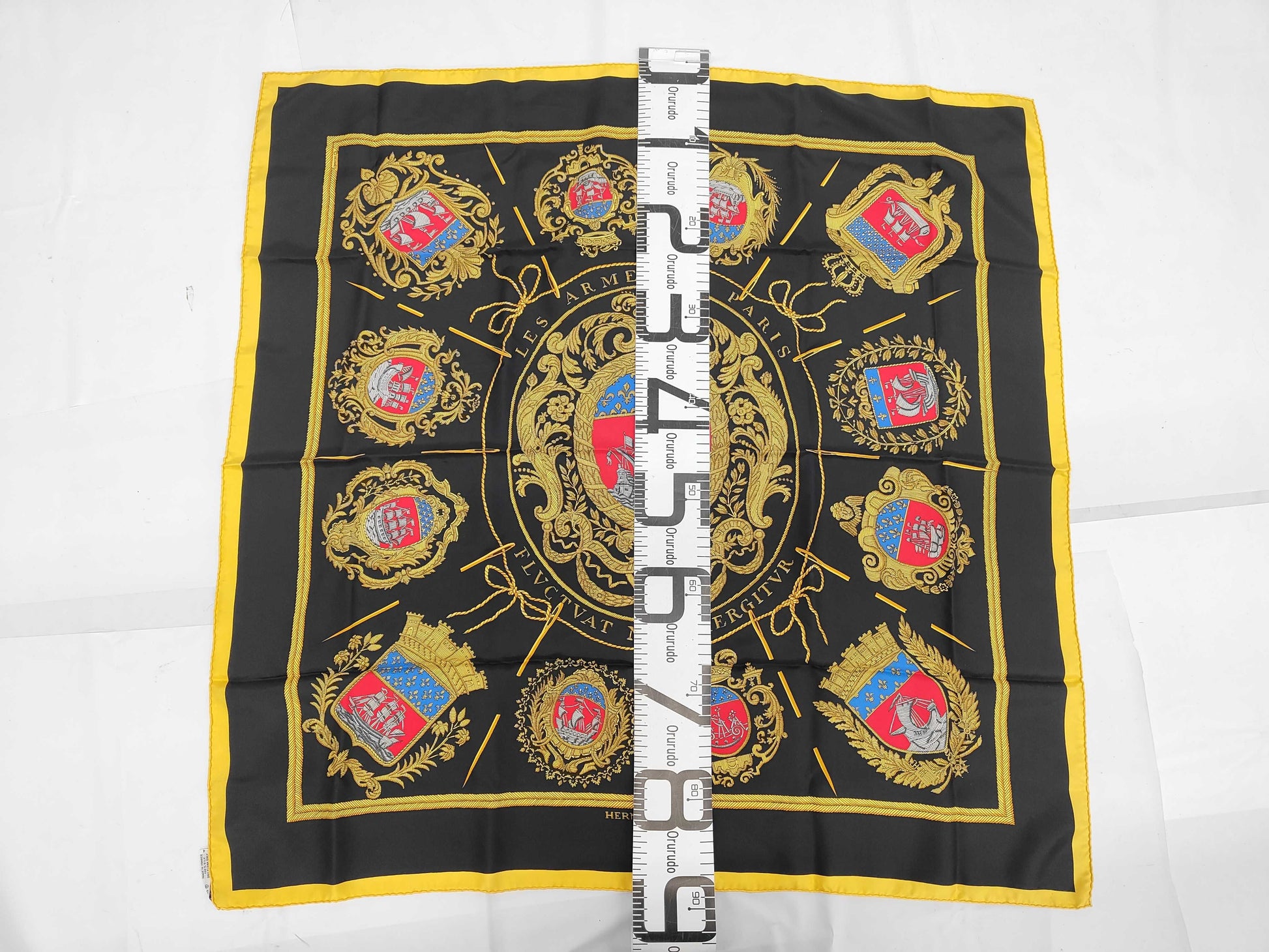 HERMES Silk Carré 90 LES ARMES DE PARIS Paris Coat of Arms Black Yellow Scarf
