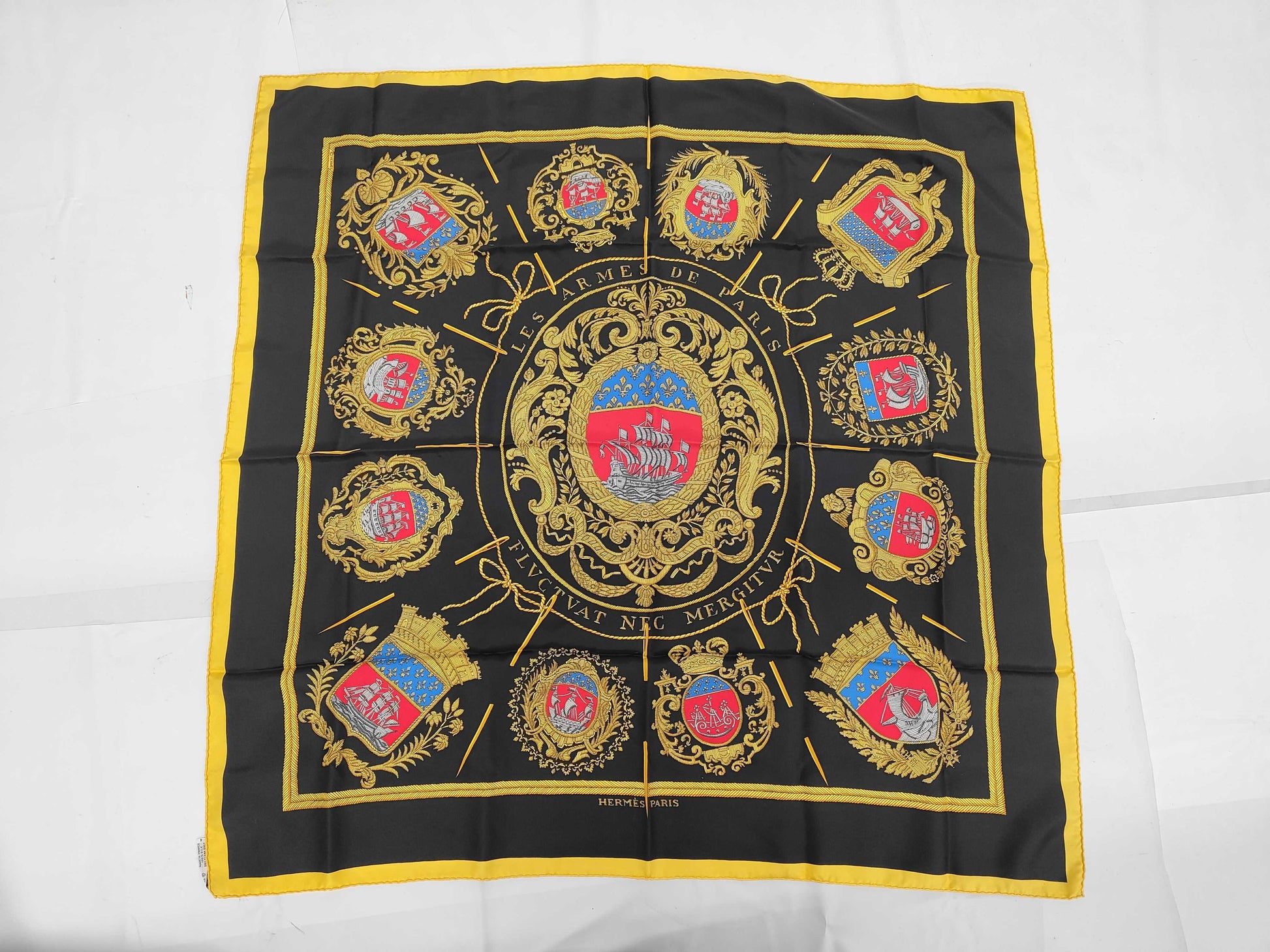 HERMES Silk Carré 90 LES ARMES DE PARIS Paris Coat of Arms Black Yellow Scarf