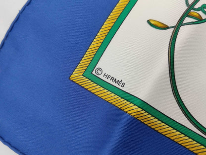 HERMES Silk Carré 90 "Les Voitures a Transformation" Folding Carriage Blue Multicolor Scarf
