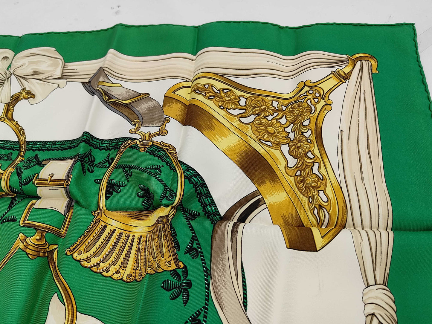 HERMES Silk Carré 90 ETRIERS Armor Scarf Brown Green White Yellow