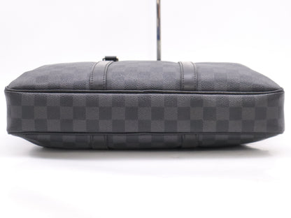 LOUIS VUITTON N41478 Graffit Porte Documan Voiage PDV PM Business Bag