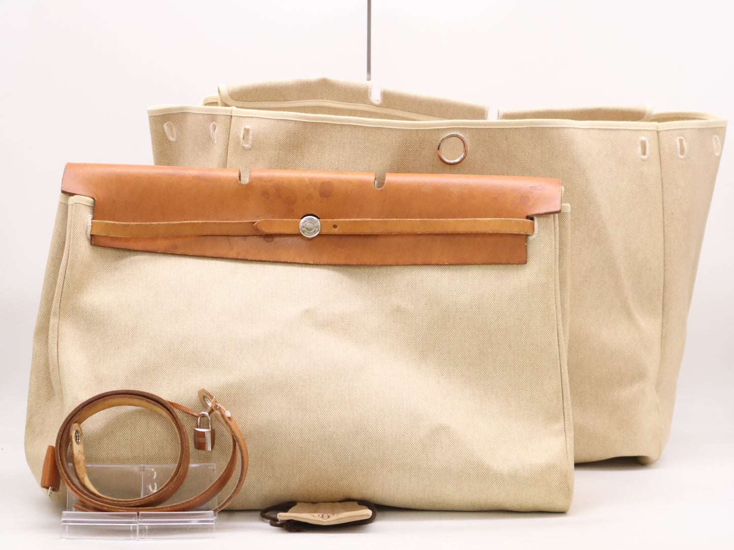 HERMES Toile Officier x Leather Air Bag GM Beige Brown with Padlock, 2 Keys, and Cloche. □B Stamp, 1998. Shoulder Bag.