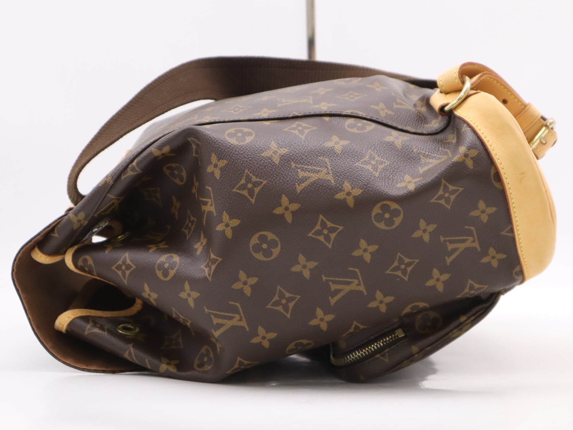 LOUIS VUITTON M51135 Monogram Montsouris GM Backpack