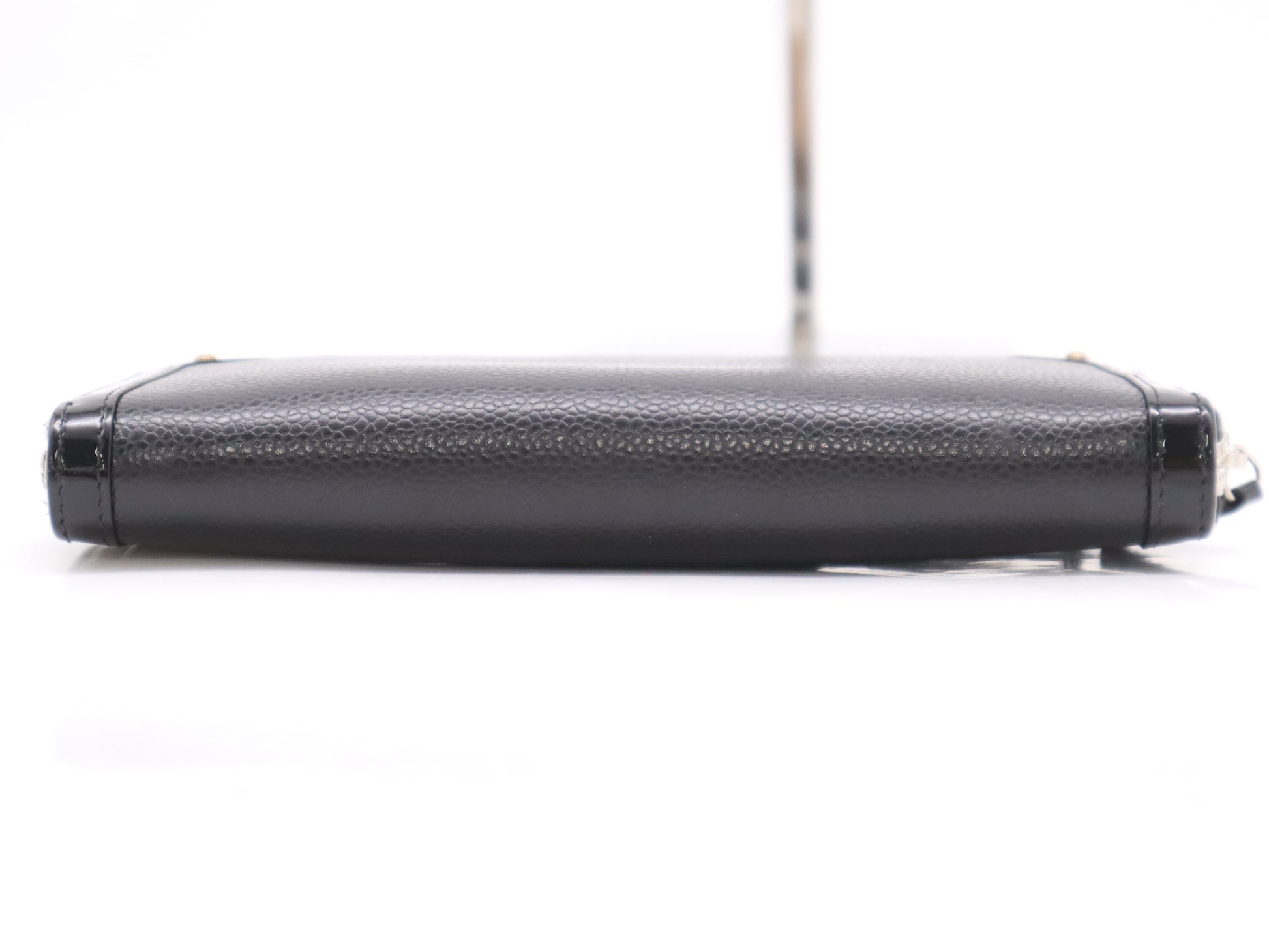 CHANEL Caviar Skin Round Zipper Black with Storage Bag & Box Card Seal 22133319 Wallet