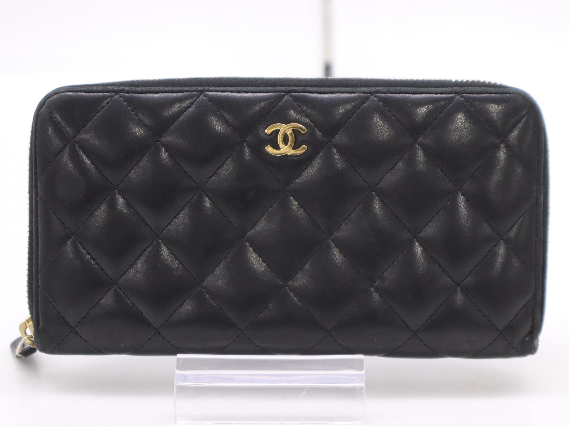 CHANEL Lambskin Matrusse Round Zip Long Wallet Black Seal 20647549 Wallet