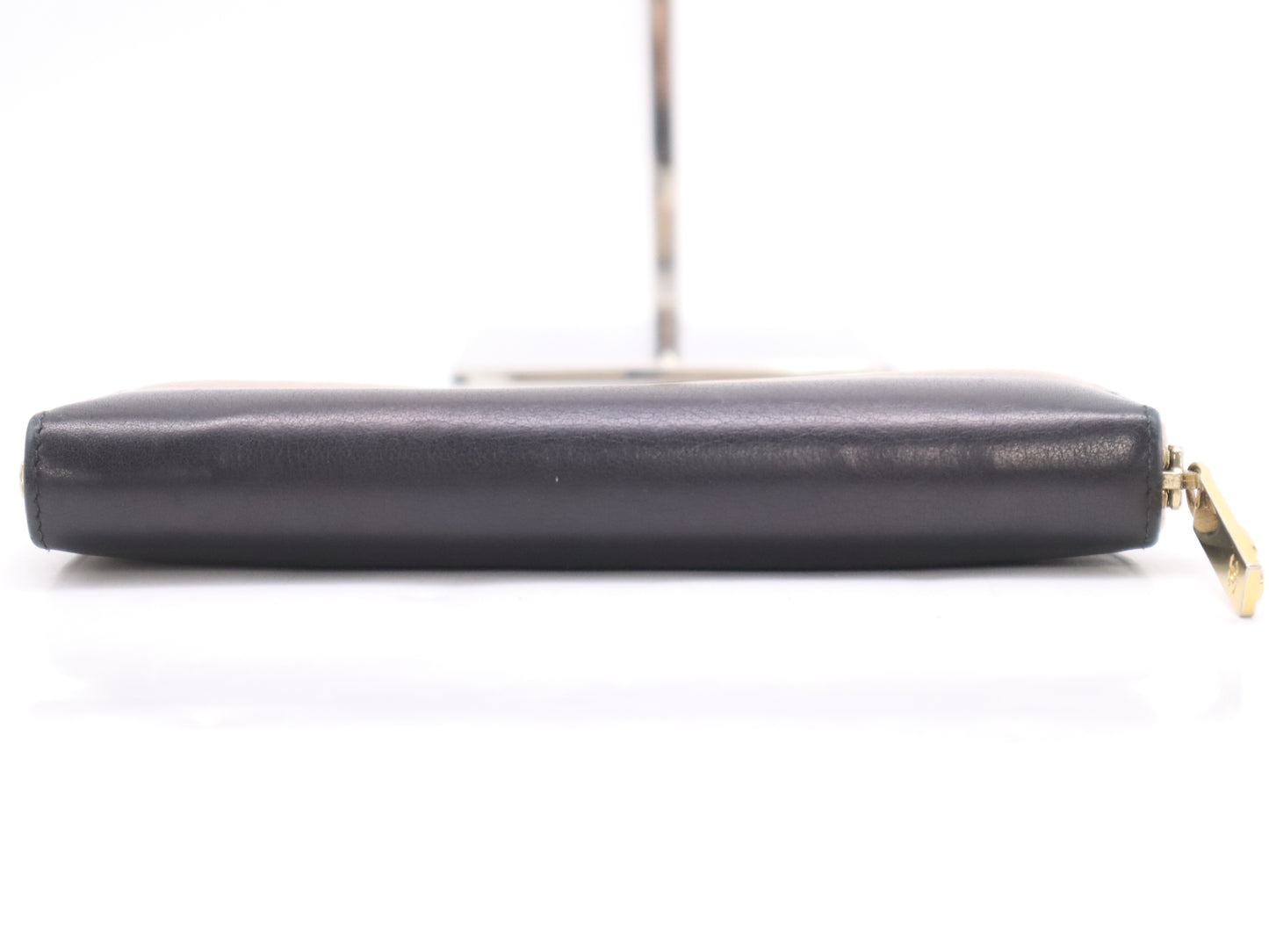 CHANEL Leather Round Zipper Long Wallet Black Beige Seal 22757764 Wallet