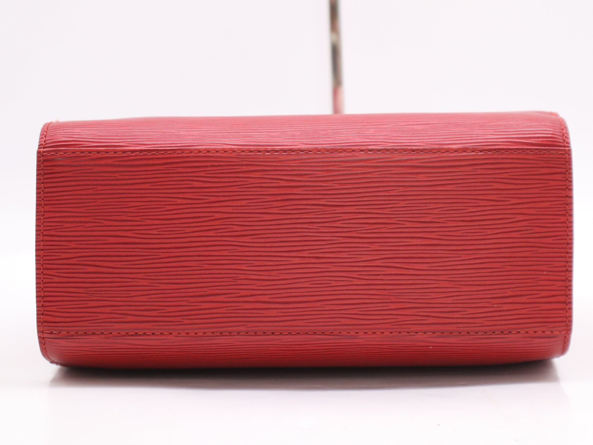 LOUIS VUITTON M52057 Epipon Neuf Castilian Red Handbag