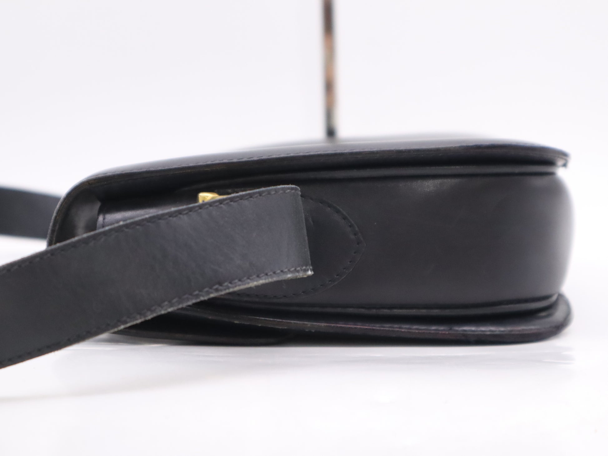 CELINE Leather Gold Carriage Shoulder Bag Navy GD Hardware Shoulder Bag