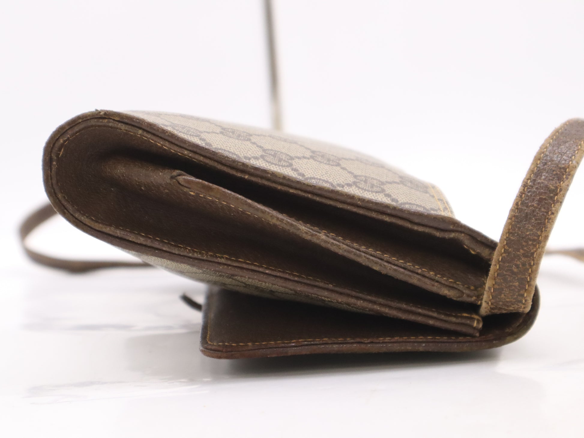 GUCCI GG Supreme Shoulder Bag Beige Brown Shoulder Bag