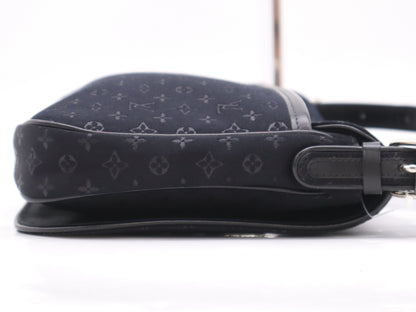 LOUIS VUITTON M92273 Monogram Satin Comte de Fe Musette Shoulder Bag