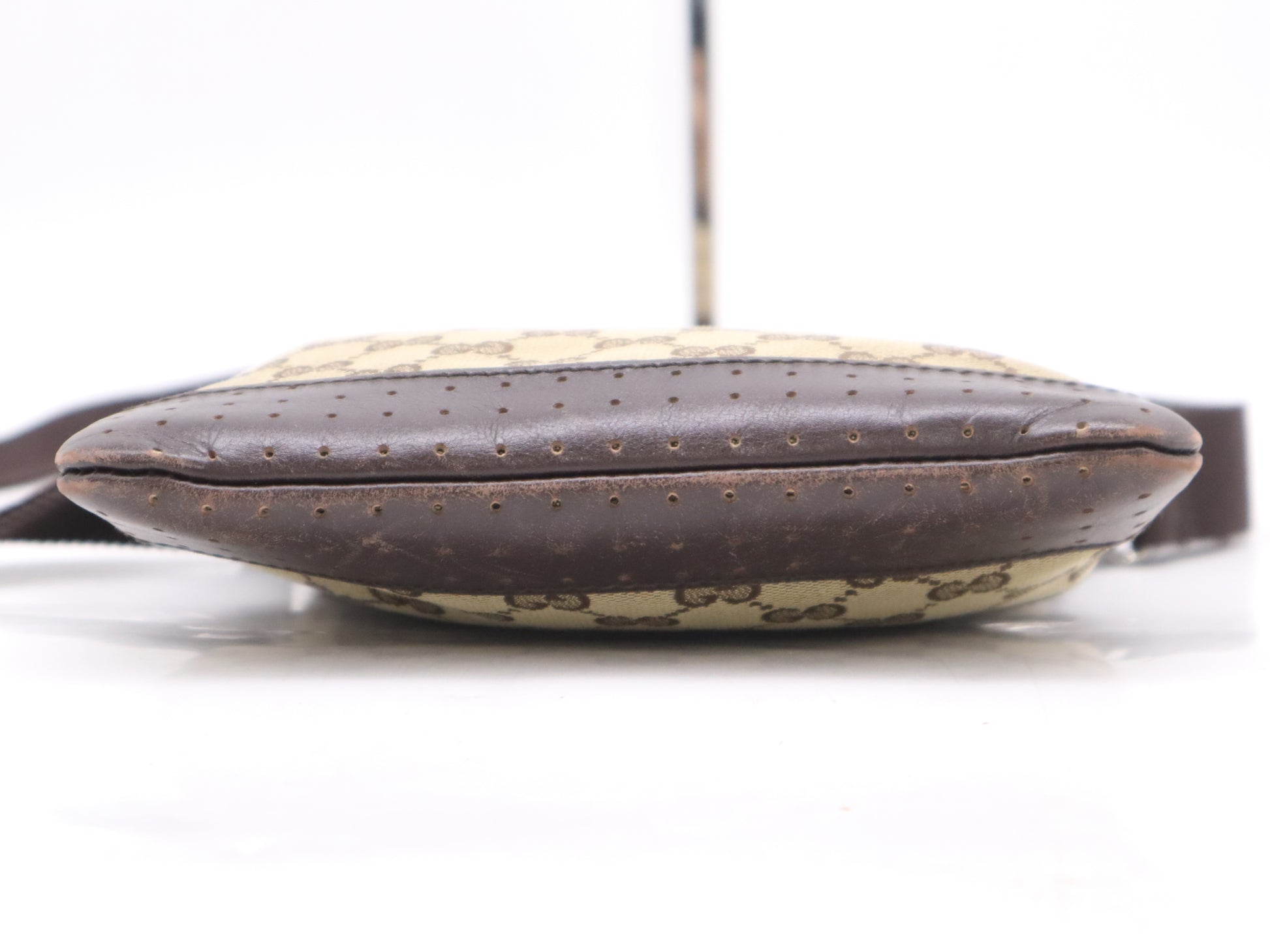 GUCCI 147671 Canvas x Leather GG Canvas Shoulder Bag Beige Brown Shoulder Bag