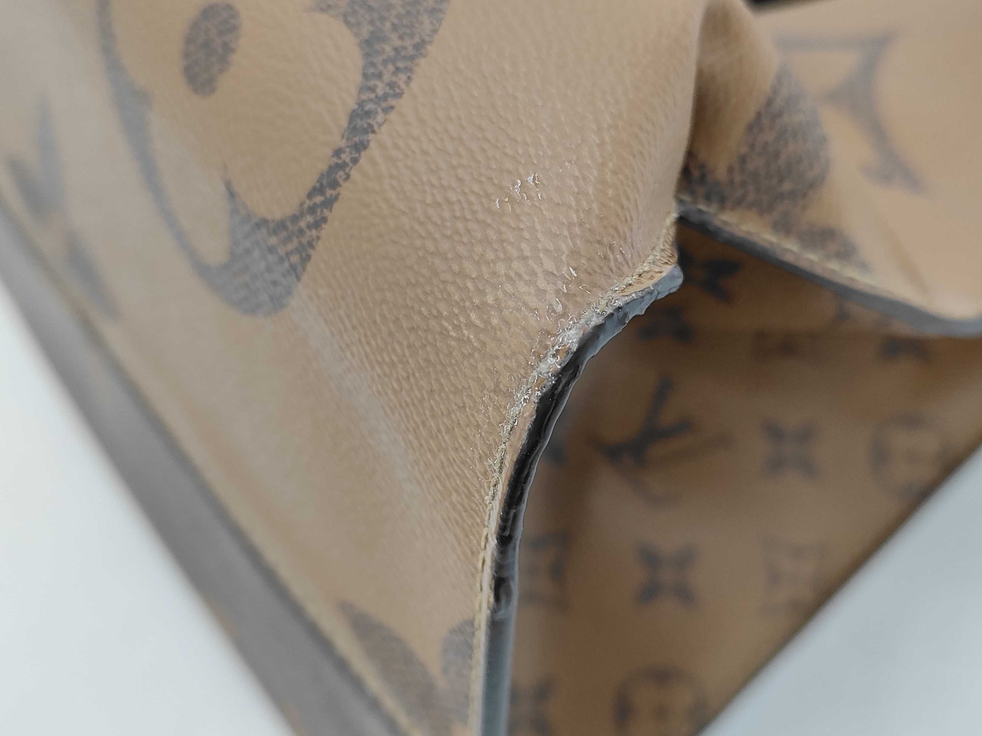 LOUIS VUITTON LOUIS VUITTON On the Go GM M44576 Tote Bag