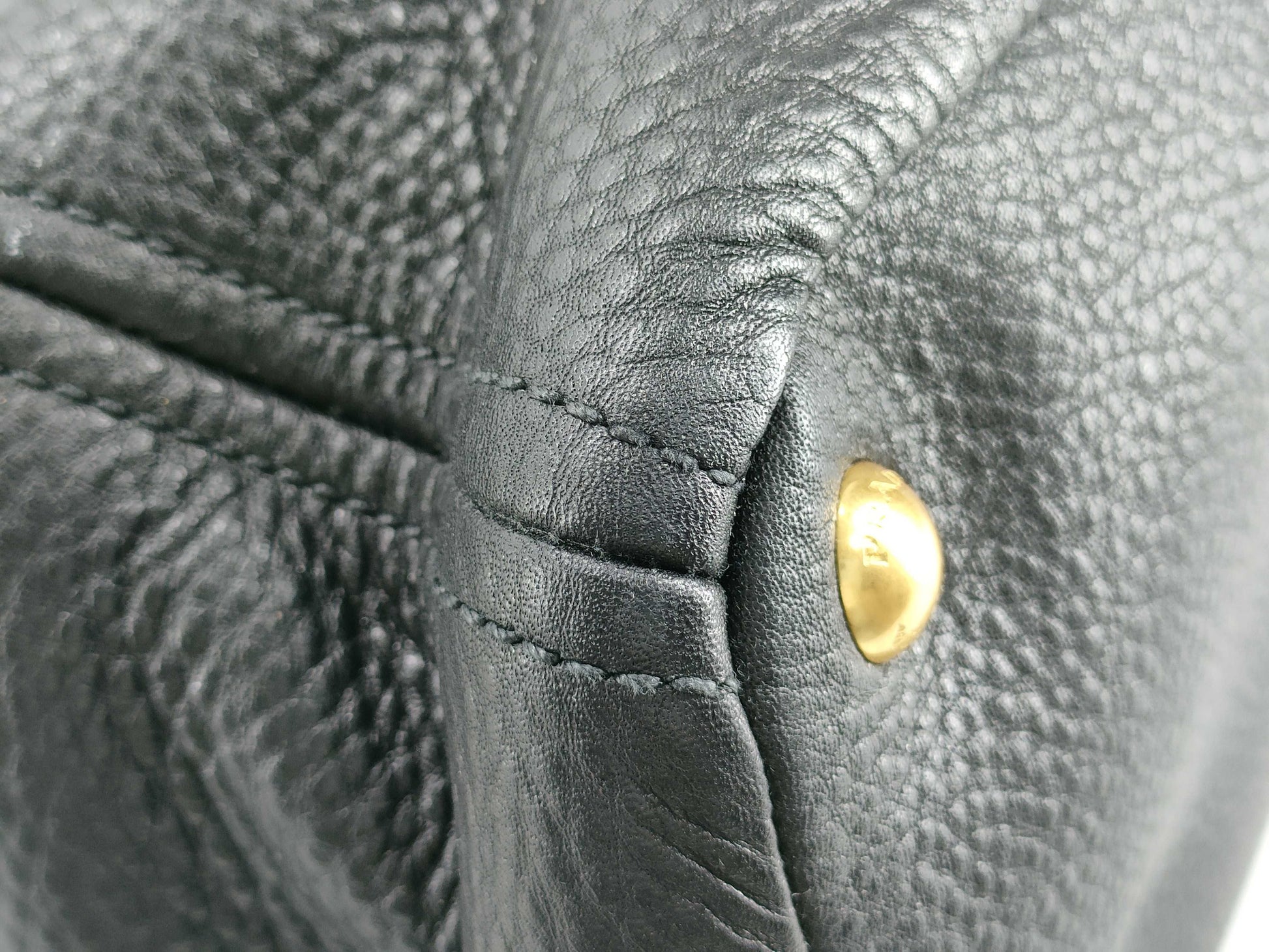 PRADA Vitello Dino 2-way black tote bag