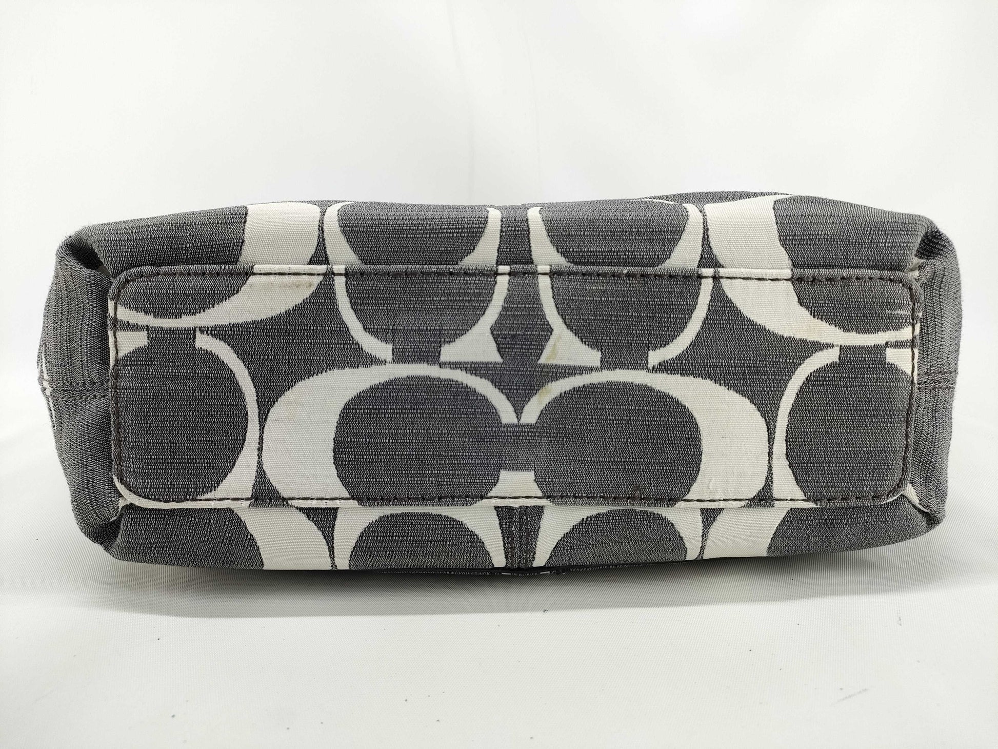 COACH Signature Coach One-Shoulder Bag 13291