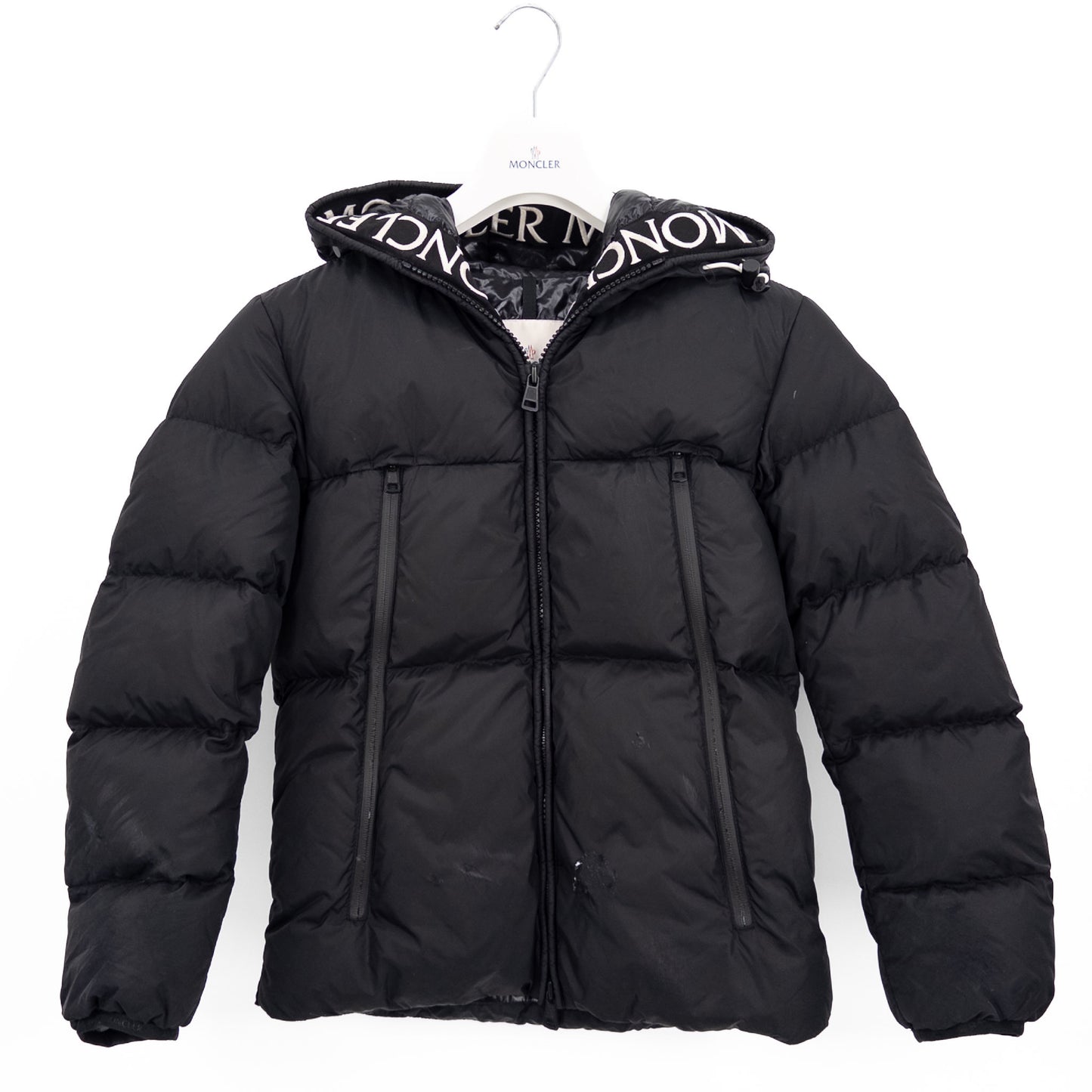 MONCLER MONCLER MONTCLA GIUBBOTTO 2020 Size 0 Down Jacket Made in Romania Domestic Distributor Listed Other Apparel