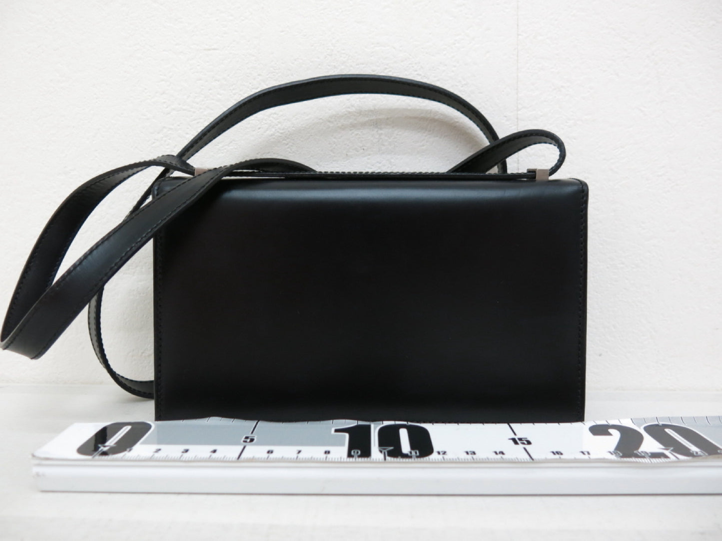 Salvatore Ferragamo Gancini Calfskin Shoulder Bag in Black