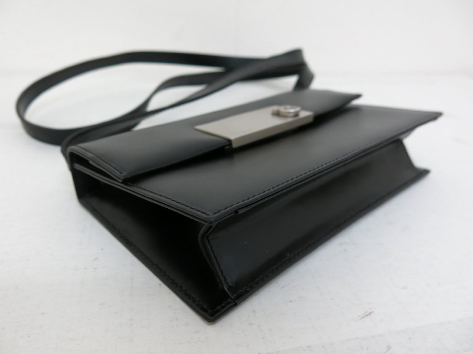 Salvatore Ferragamo Gancini Calfskin Shoulder Bag in Black