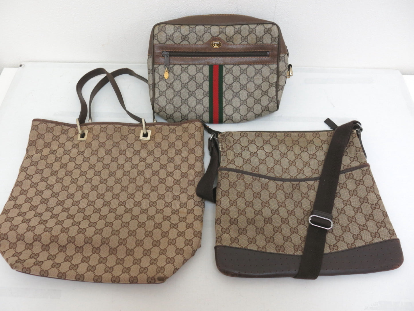 GUCCI GG Canvas GG Supreme Sherry Calfskin Shoulder Tote Bag 3-Piece Bag