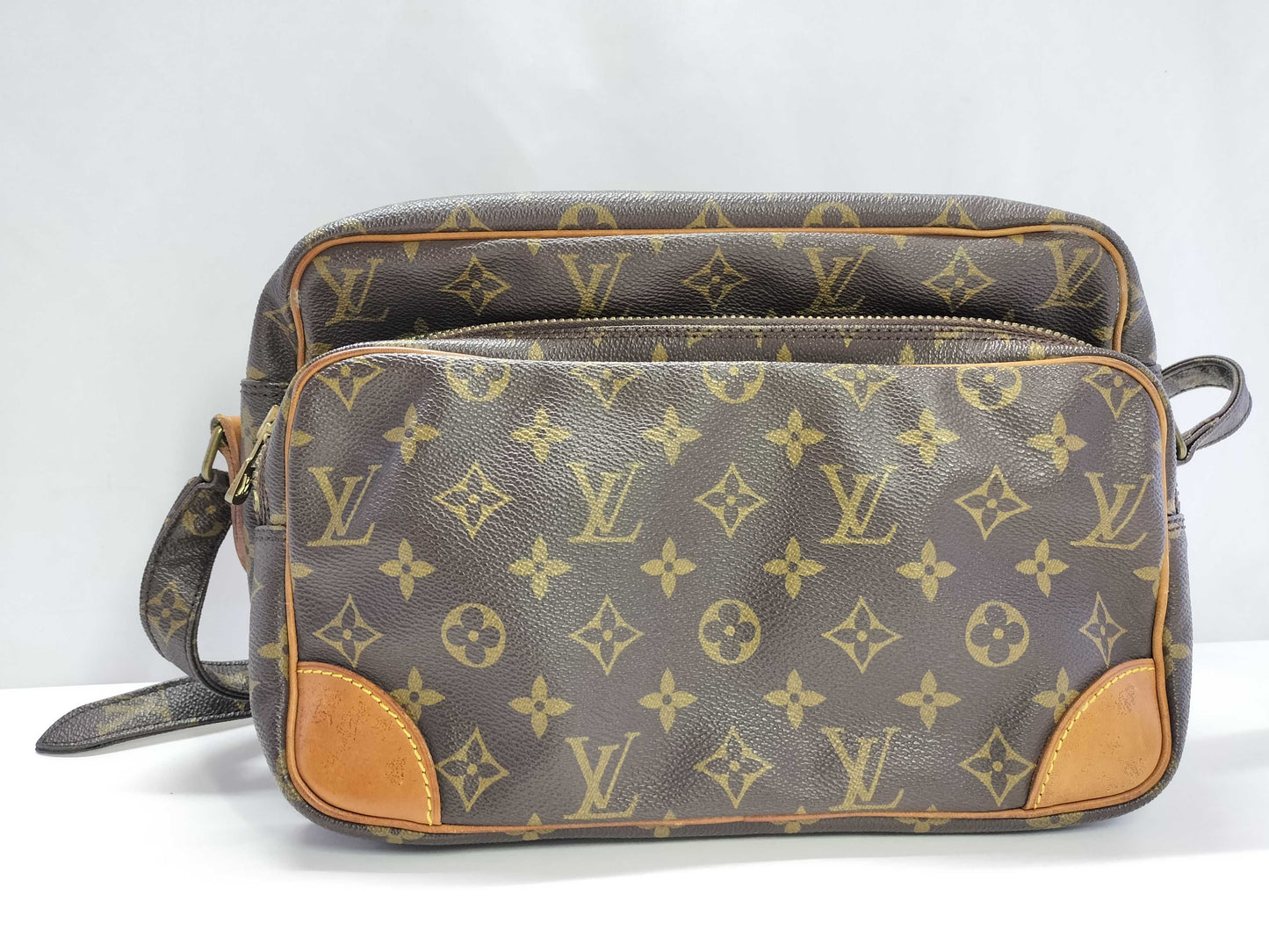 LOUIS VUITTON Monogram LV Nile Shoulder Bag
