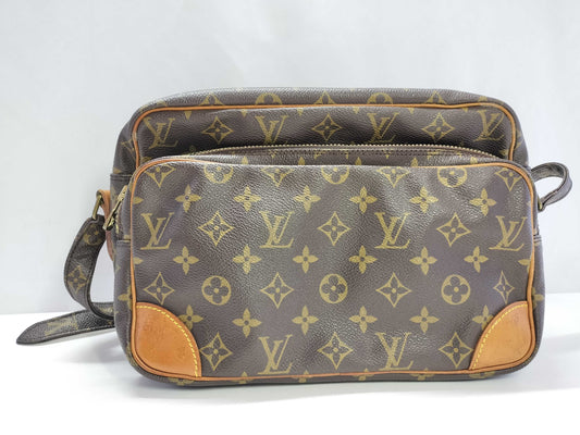 LOUIS VUITTON Monogram LV Nile Shoulder Bag