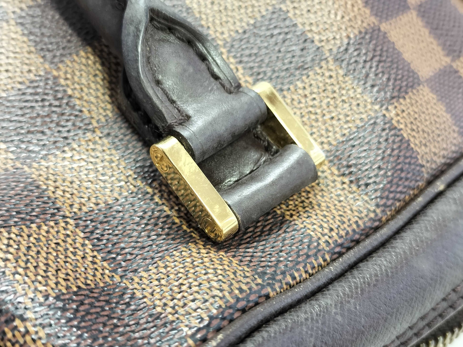 LOUIS VUITTON Damier LV Damier Brera Handbag