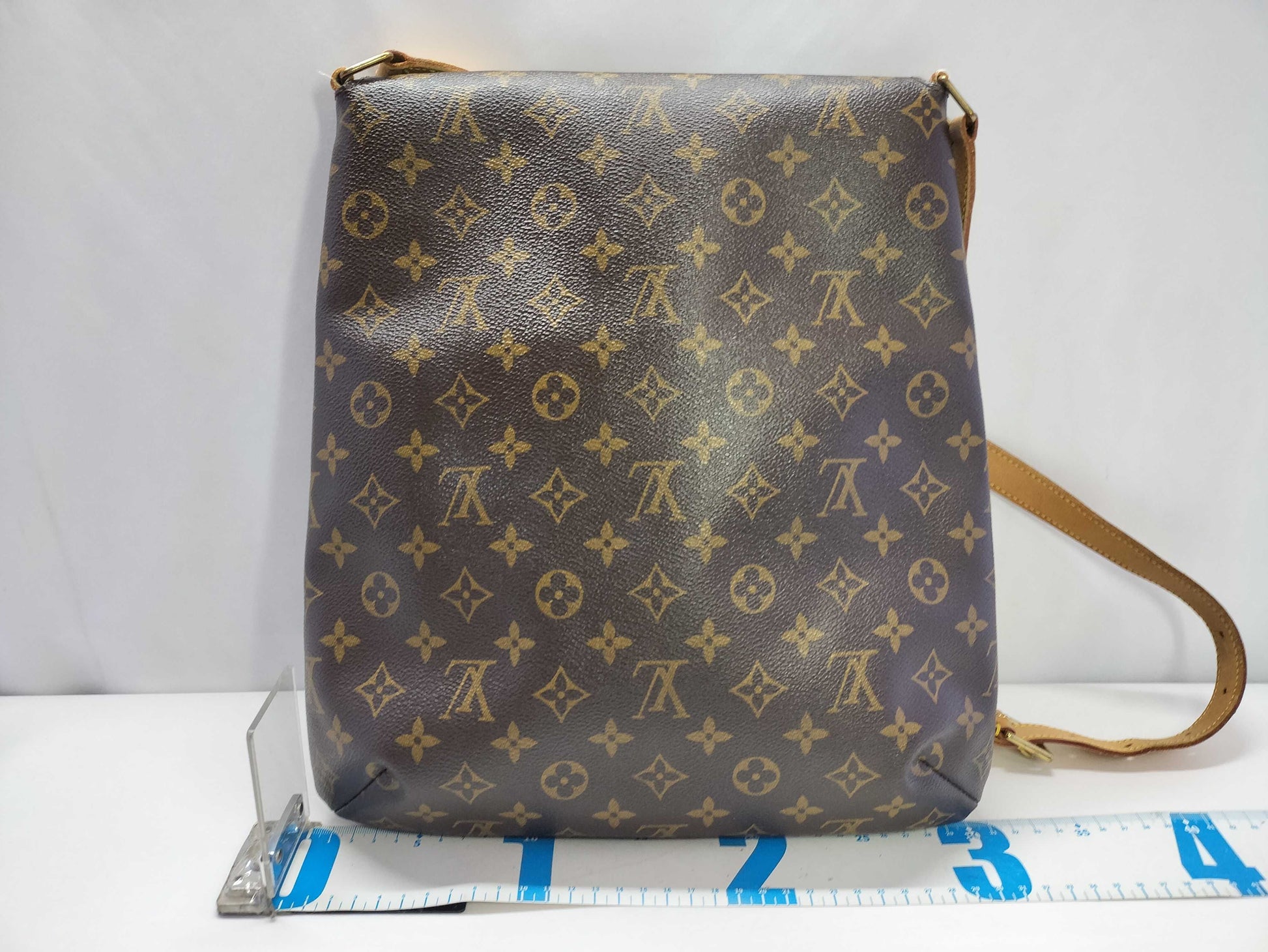 LOUIS VUITTON Monogram LV Musette Shoulder Bag