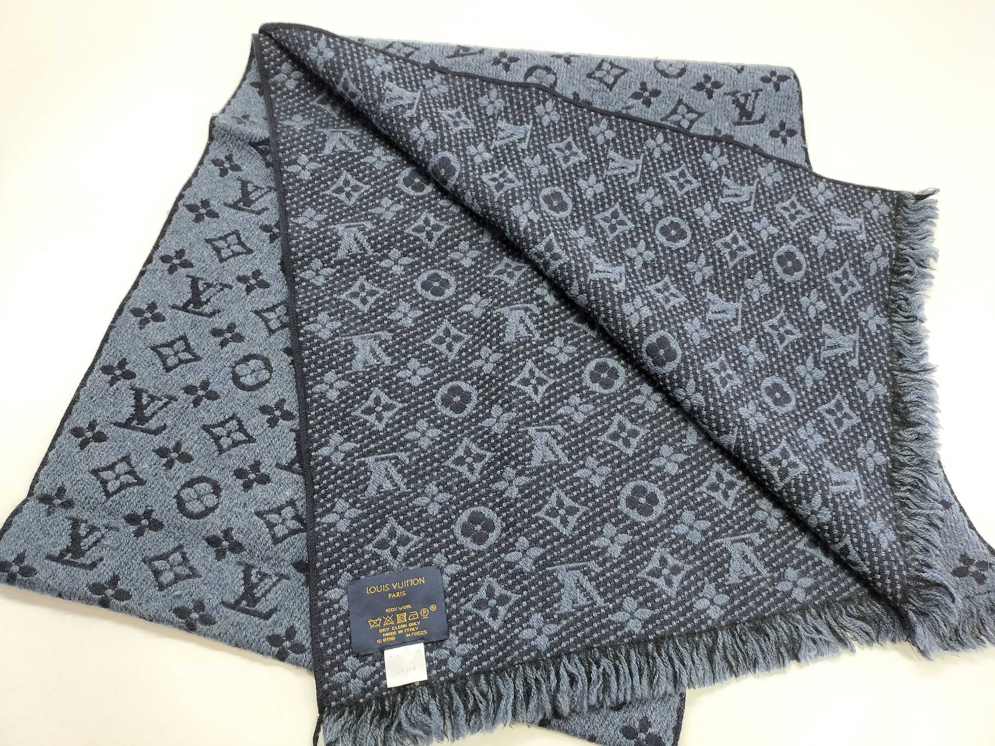LOUIS VUITTON Vuitton Monogram Classic Muffler Muffler