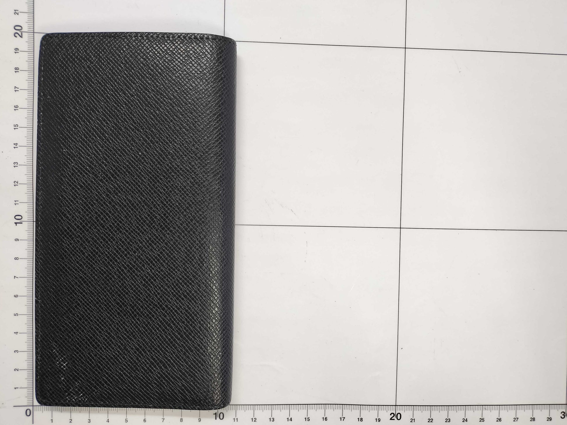 LOUIS VUITTON Taiga Vuitton Taiga Portefeuille Braza Wallet