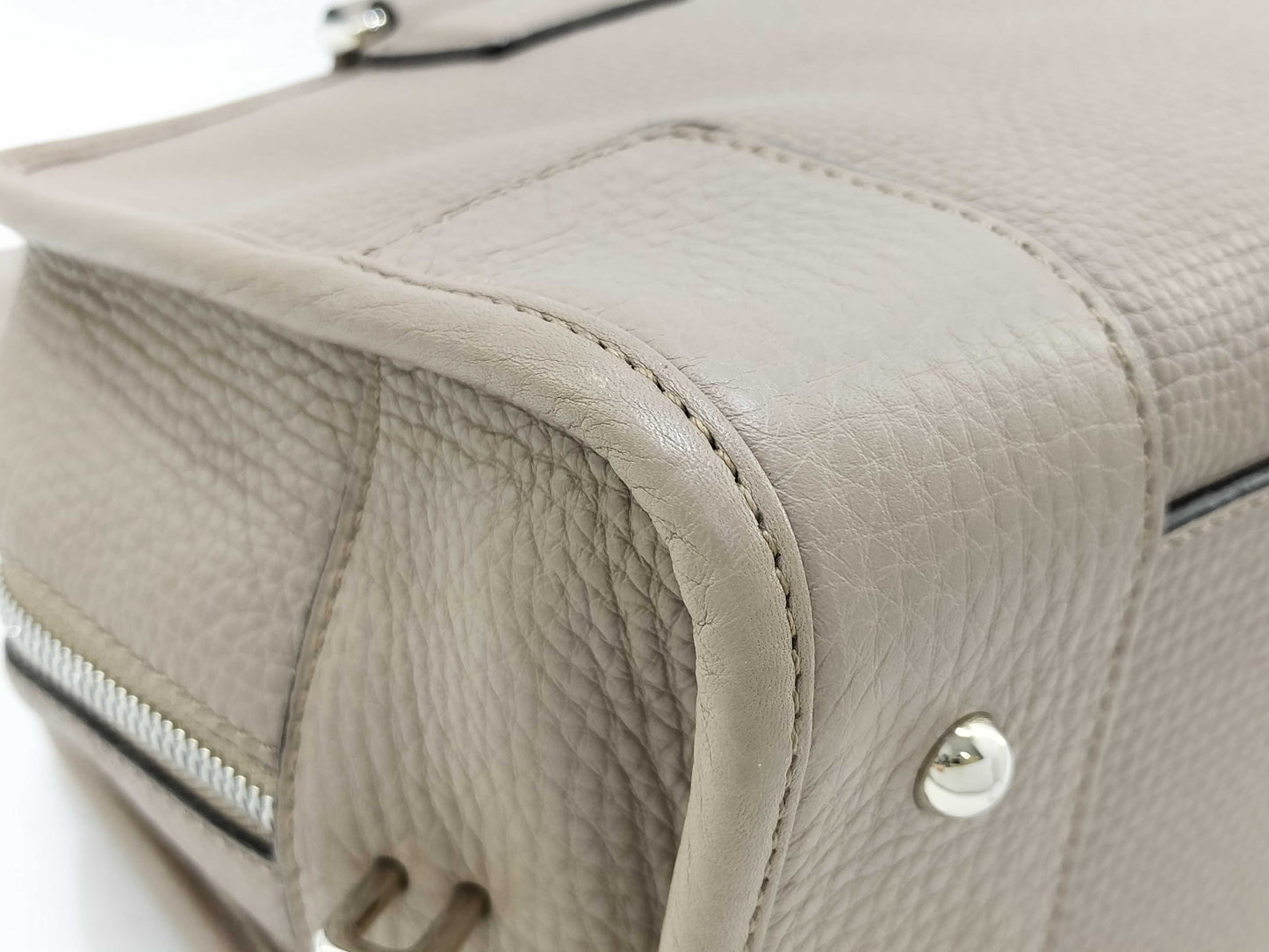 LOEWE Amazona 28 Beige Handbag