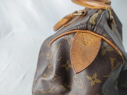 LOUIS VUITTON Monogram Vuitton Speedy 30 Handbag