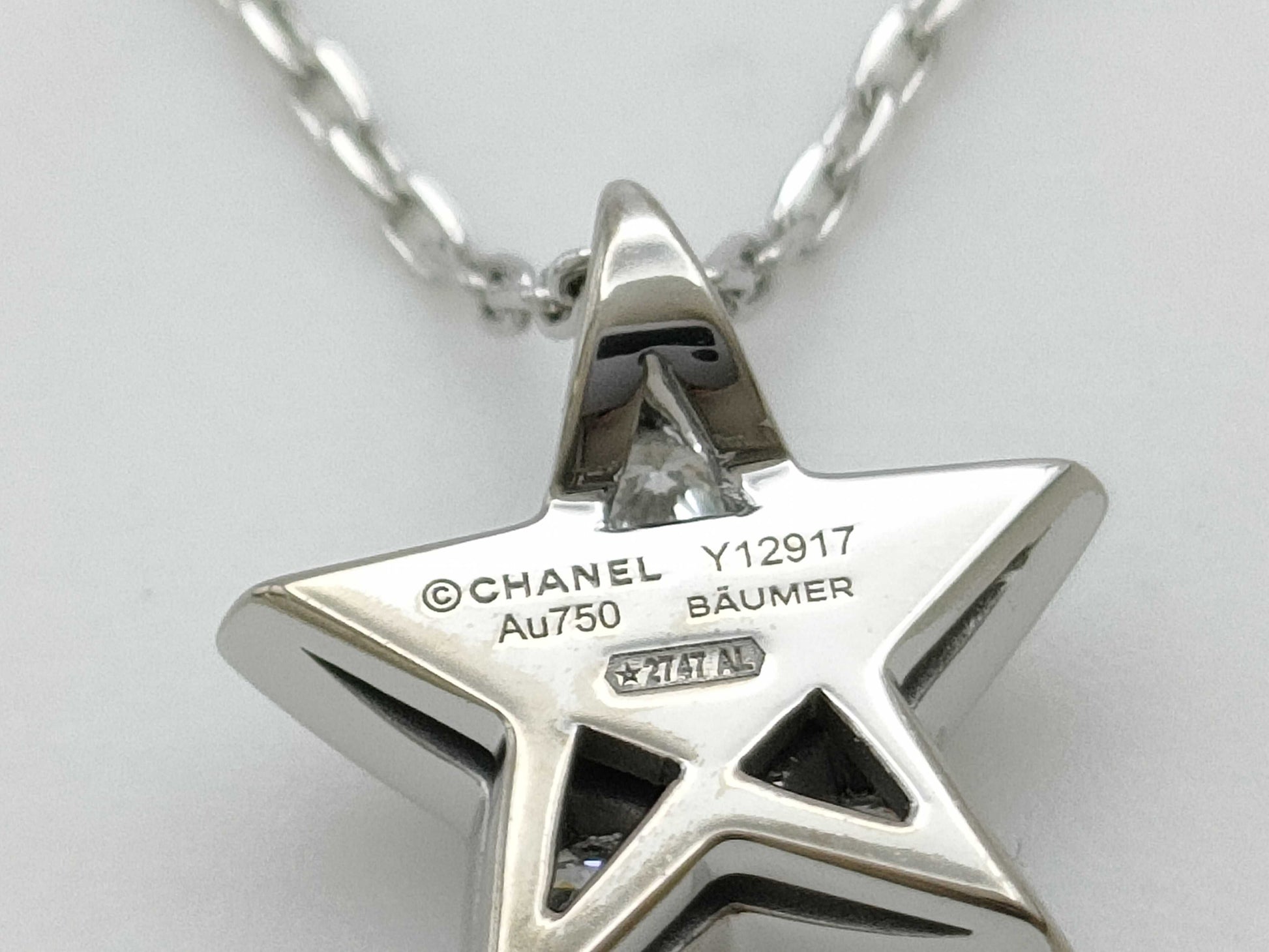 CHANEL Comet Diamond WG Au750 4.0g Necklace 