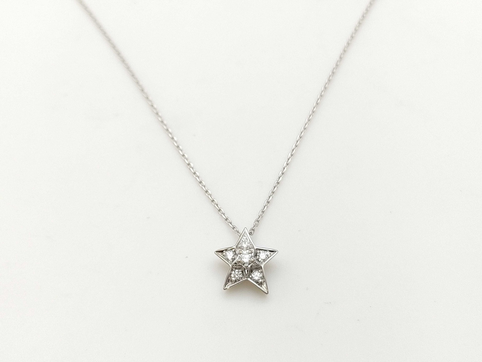 CHANEL Comet Diamond WG Au750 4.0g Necklace 