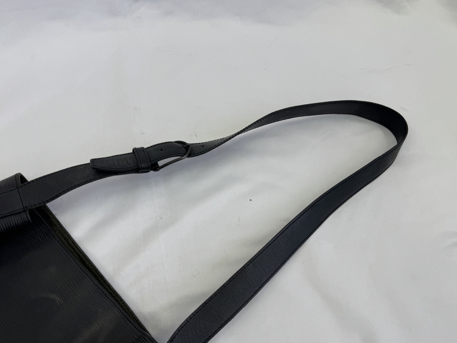 LOUIS VUITTON Vuitton Sac DePaul PM Noir Shoulder Bag