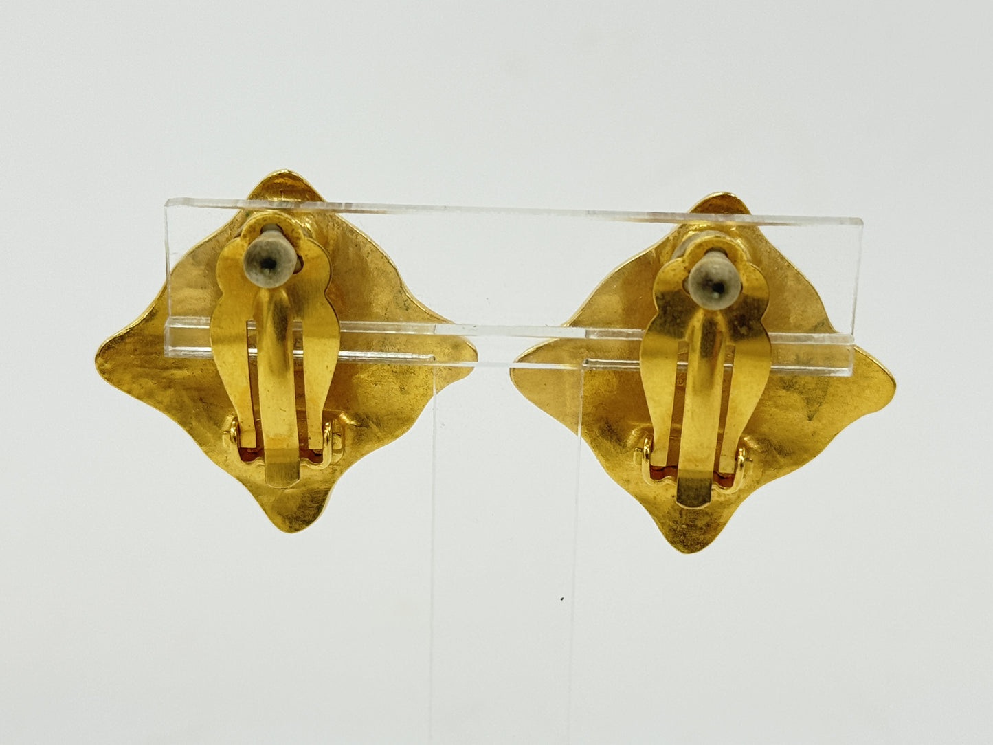 CHANEL 95A Cocomark Earrings