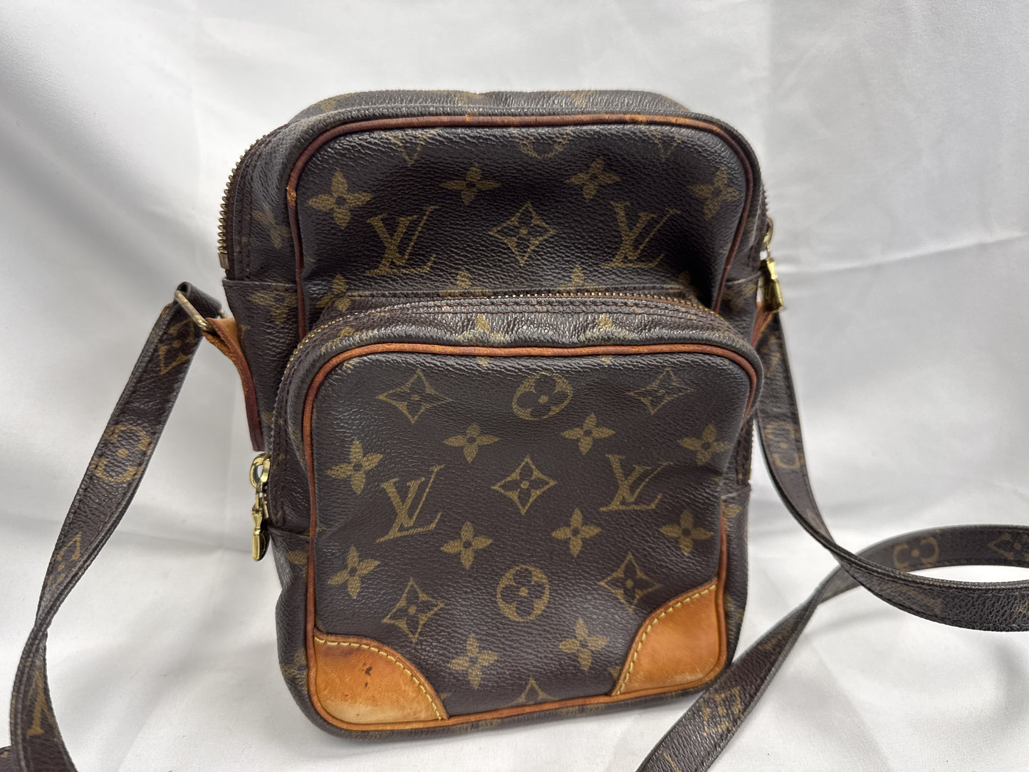 LOUIS VUITTON Vuitton Monogram Amazon Shoulder Bag