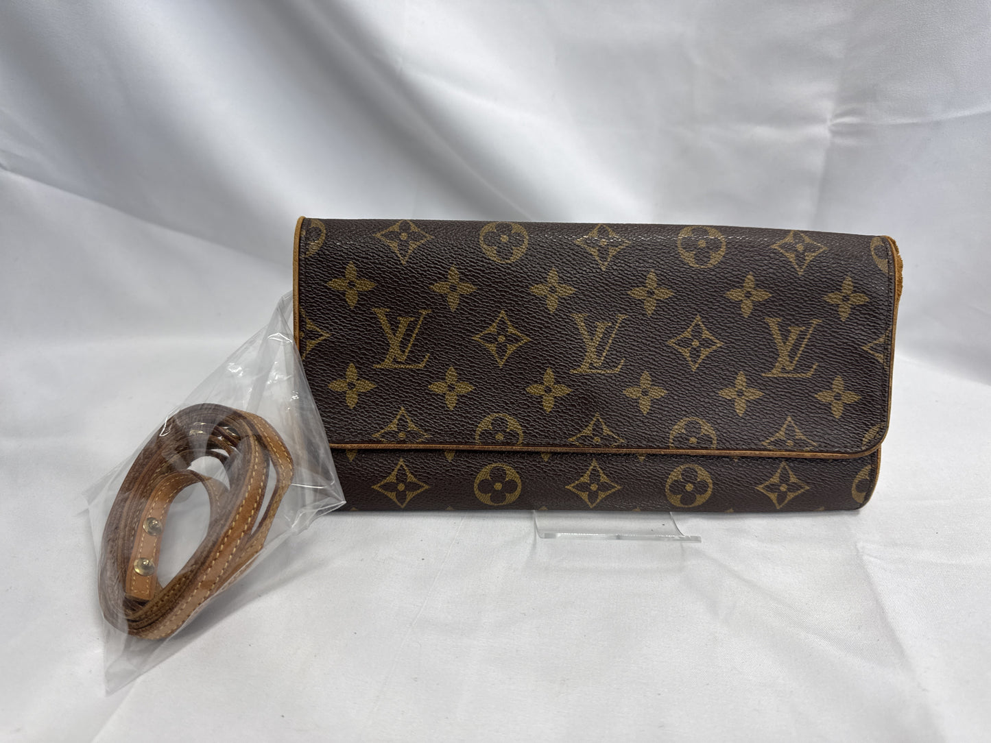 LOUIS VUITTON Vuitton Pochette Twin GM Shoulder Bag