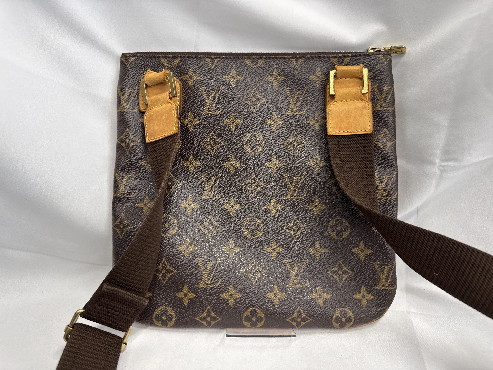 LOUIS VUITTON Vuitton Mono Pochette Boss Fall Shoulder Bag