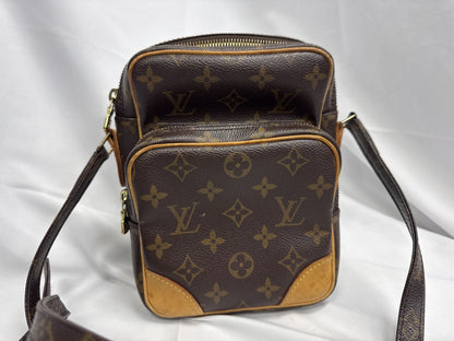 LOUIS VUITTON Vuitton Amazon Shoulder Bag