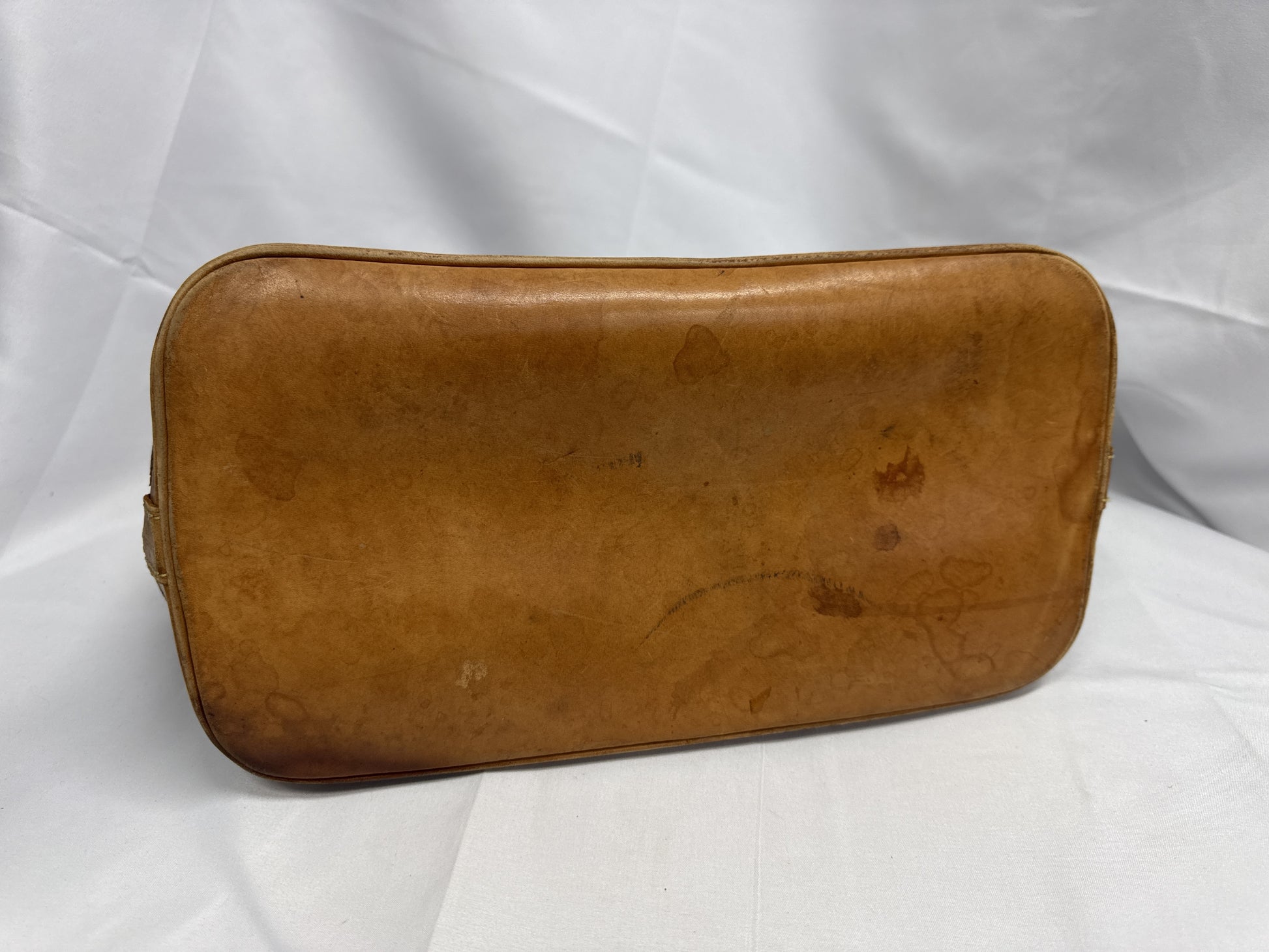 LOUIS VUITTON Vuitton Alma Handbag