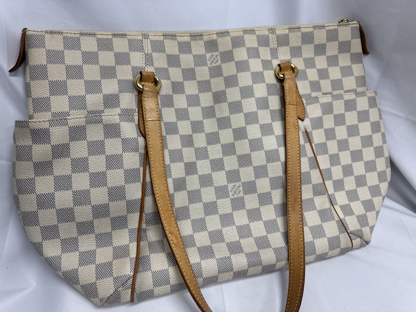 LOUIS VUITTON Vuitton Totale MM Tote Bag