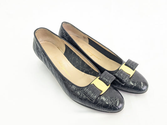 Salvatore Ferragamo Vara Pumps Size 6 Pumps