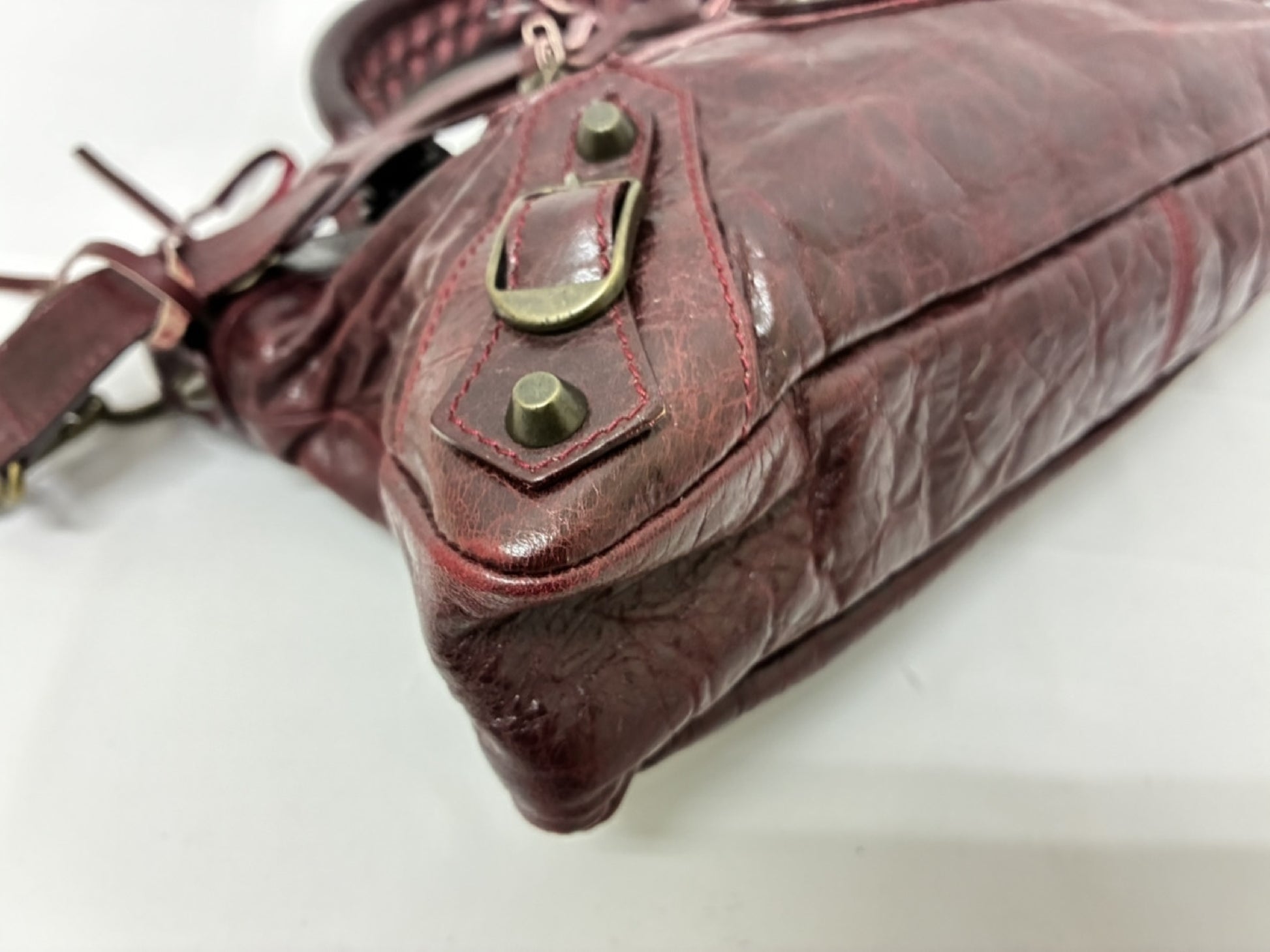 BALENCIAGA The First Leather/Purple Tobag