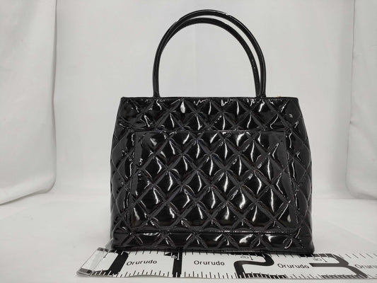 CHANEL Reprint Tote Patent Black 7th Series Tote Bag