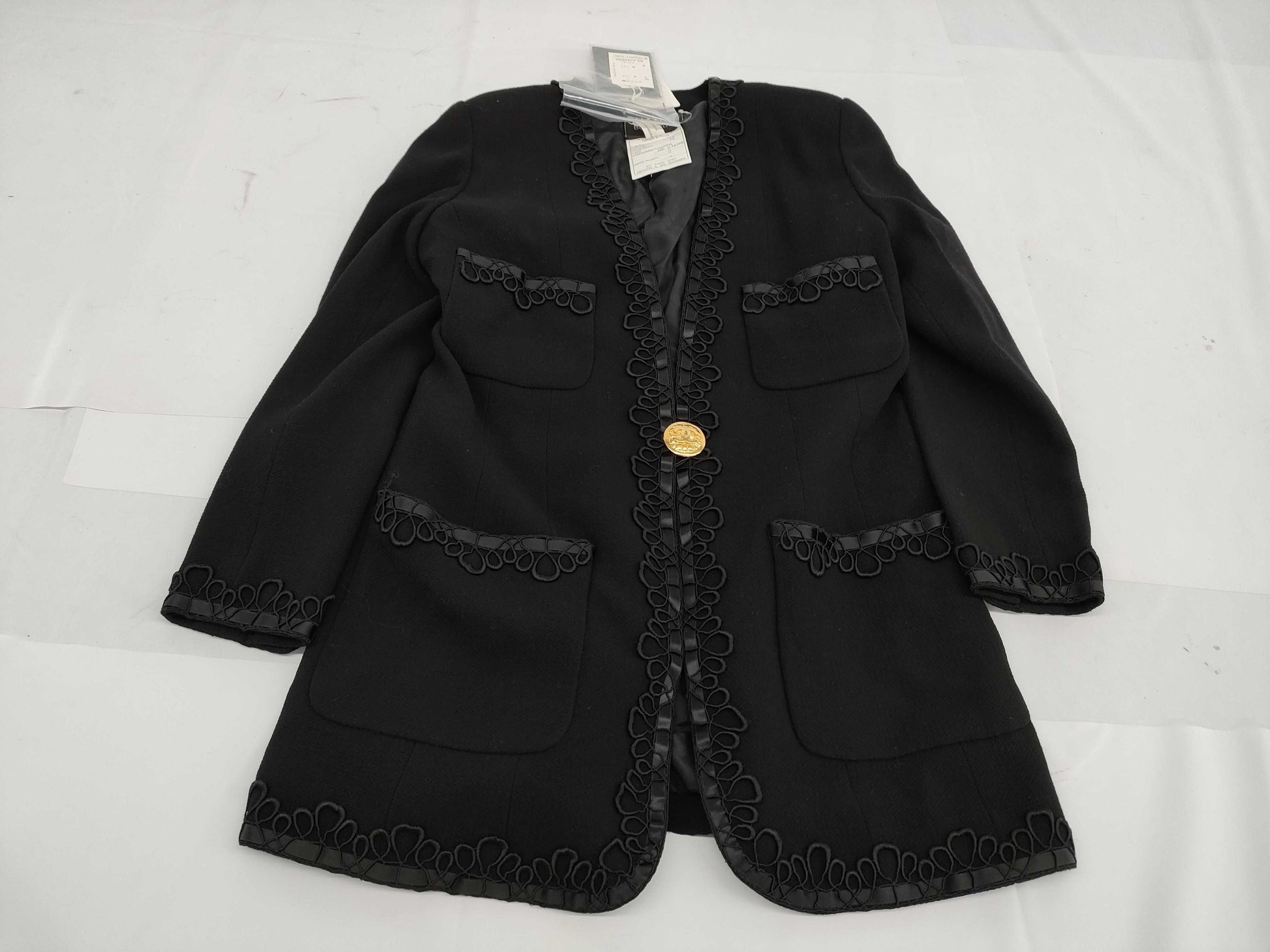 CHANEL Tagged Unused 40 Size Tweed Jacket Trimmed Flower Embroidered 40 Jacket