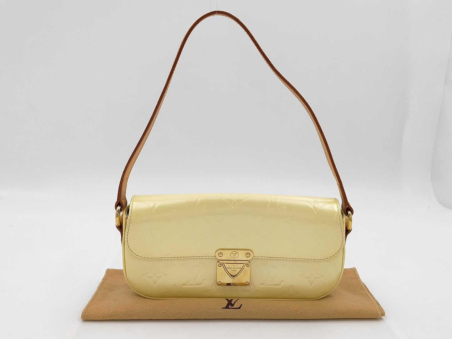 LOUIS VUITTON Louis Vuitton Vernis Malibu Street Handbag