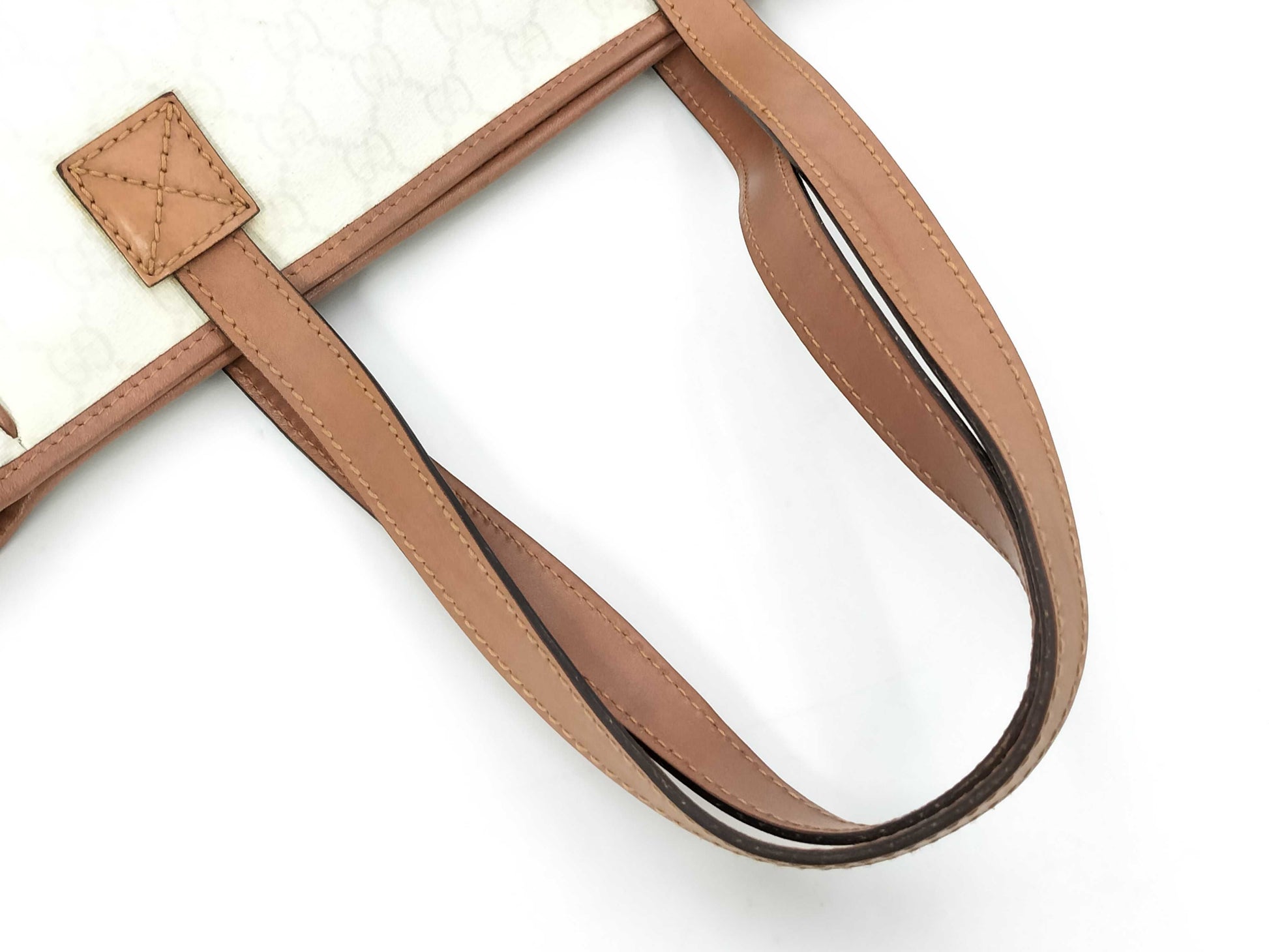 GUCCI GG Supreme Tote Bag