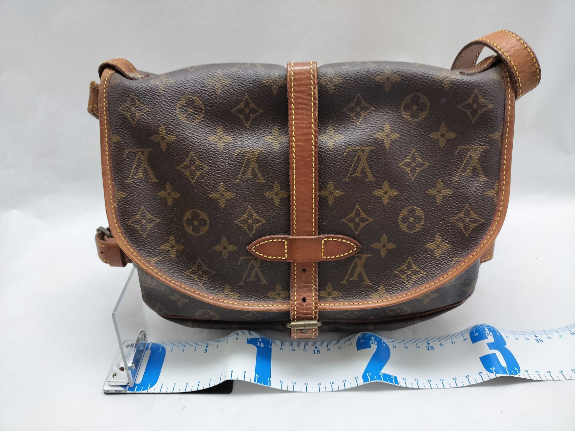 LOUIS VUITTON Monogram Bag Louis Vuitton Monogram Saumur 30 Shoulder Bag