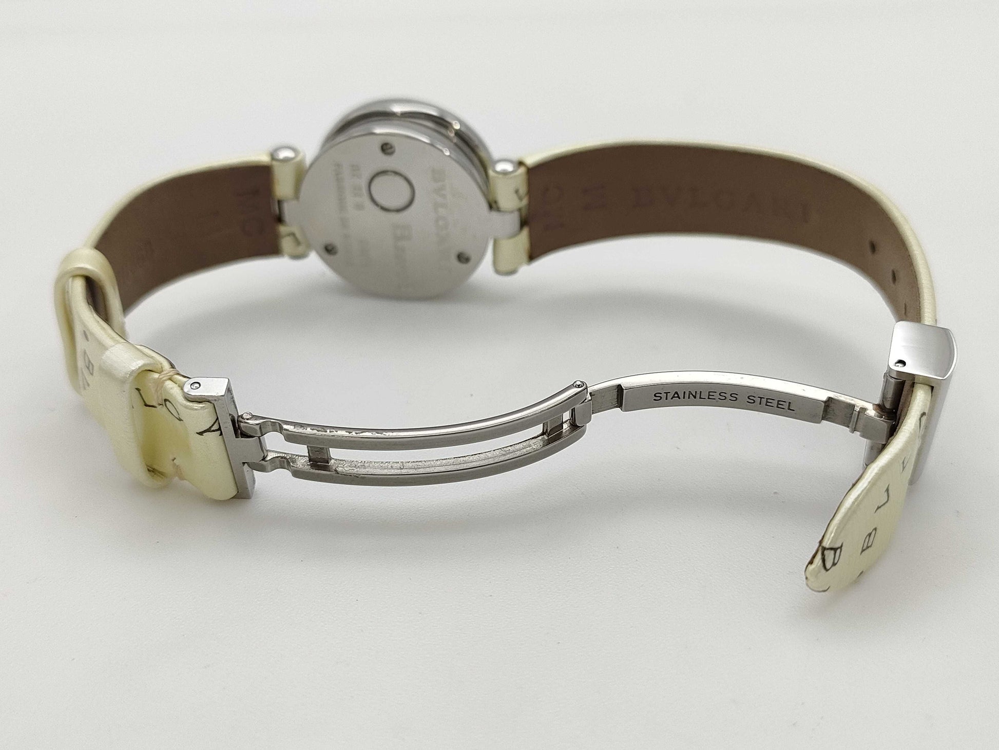 BVLGARI Bezero One BZ22S Shell Dial D6978 Quartz Current Status Immovable Women's Watch