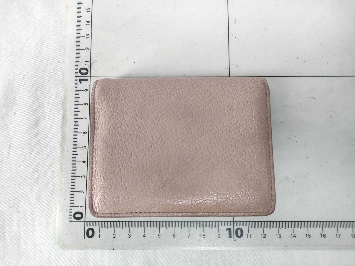 Miu Miu RFID vertical logo wallet with box