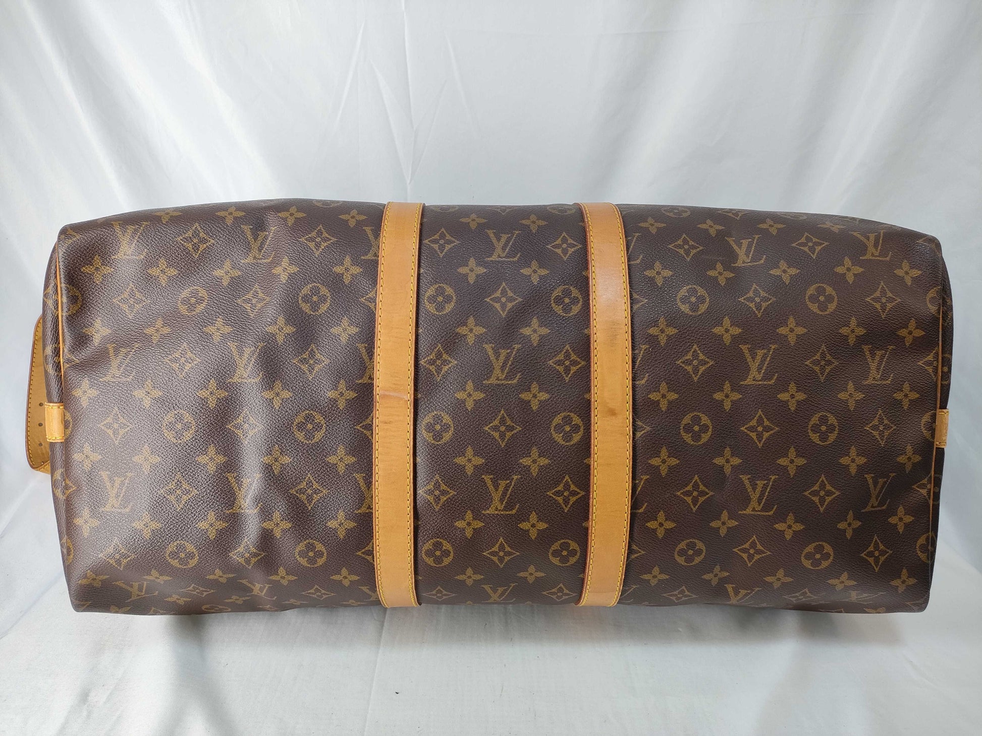LOUIS VUITTON Monogram Louis Vuitton Keepall 55 Bandouliere Boston Bag